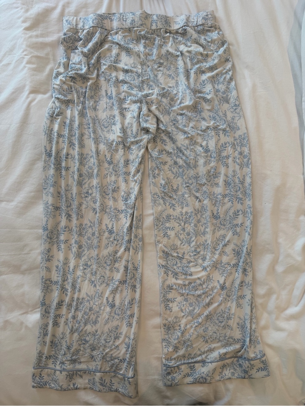 Cozy earth floral pajama pants size XL - Picture 2 of 12